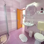 Daire Mit Terrasse- 150 M Vom Sandstrand Entfernt By Interhome *