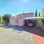 Mit Terrasse- 150 M Vom Sandstrand Entfernt By Interhome