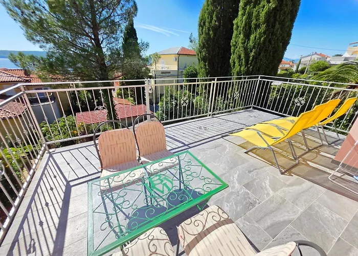 Mit Terrasse- 150 M Vom Sandstrand Entfernt By Interhome *