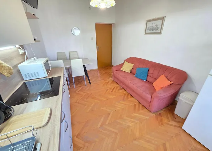 Mit Terrasse- 150 M Vom Sandstrand Entfernt By Interhome * Crikvenica