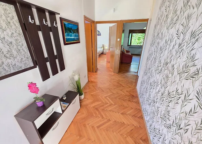 Mit Terrasse- 150 M Vom Sandstrand Entfernt By Interhome * Crikvenica