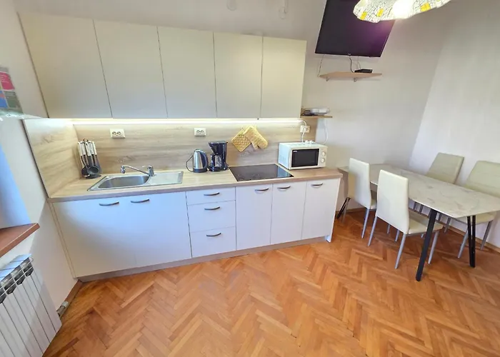 Mit Terrasse- 150 M Vom Sandstrand Entfernt By Interhome